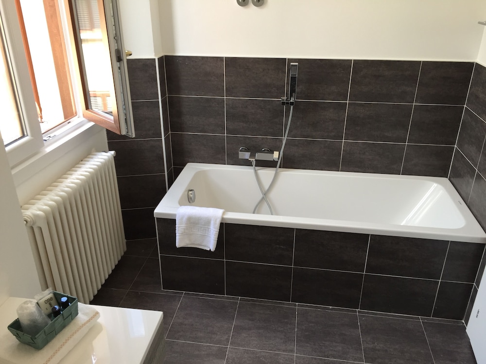 Classic Suite - Photo 5