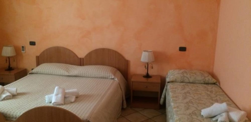 Triple Room photo 1