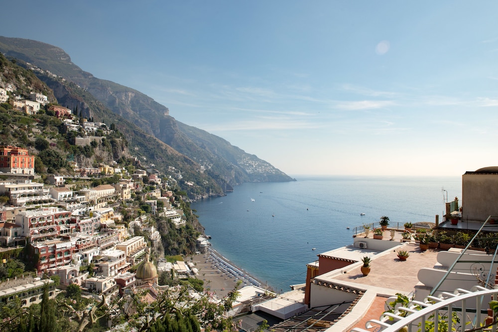 Deluxe Suite, Terrace, Sea View - Photo 9