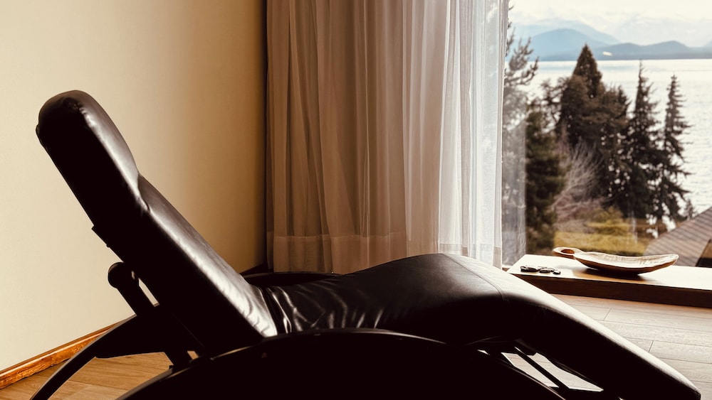 Deluxe Studio Suite