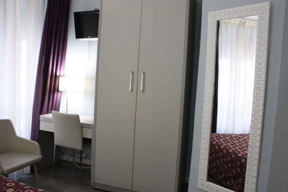 Standard Double Room photo 2