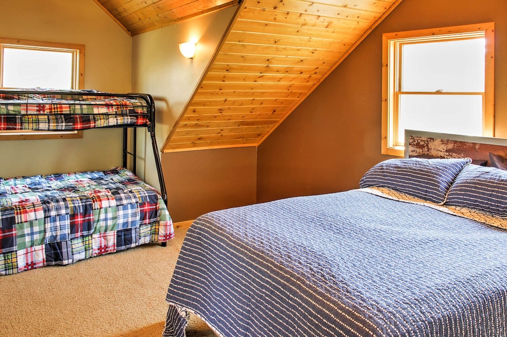 House (2 Bedrooms) photo 1