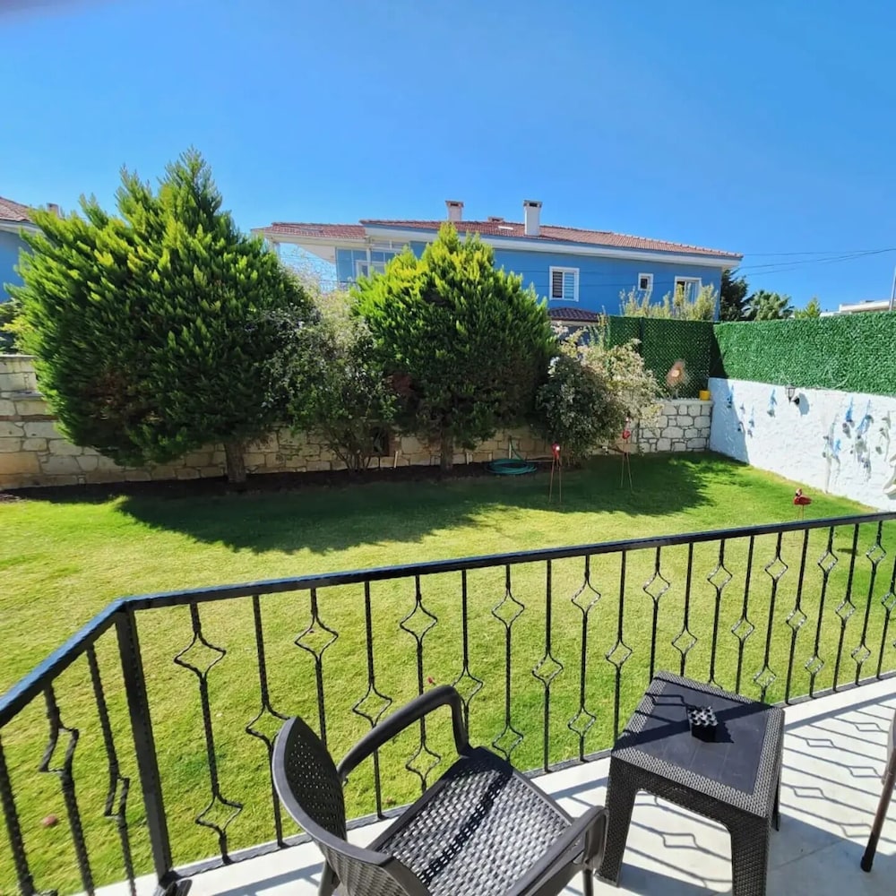 Standard Room, Balcony, Garden View photo 3