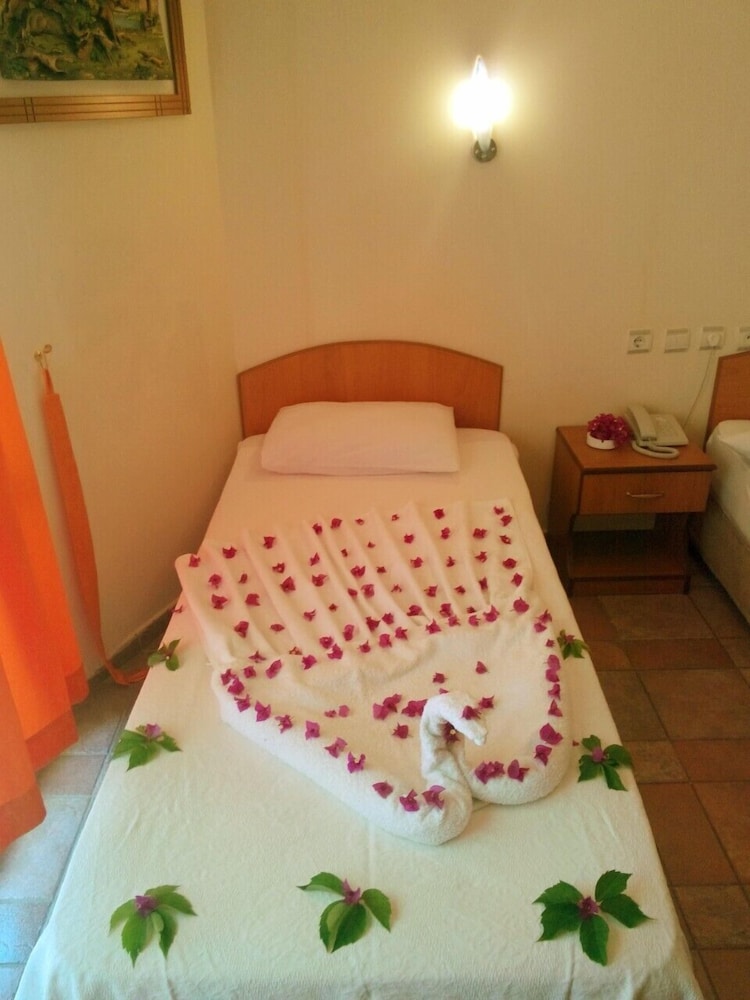 Standard Room photo 3