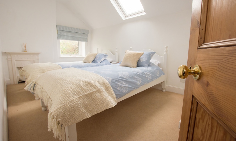Cottage (3 Bedrooms) photo 2