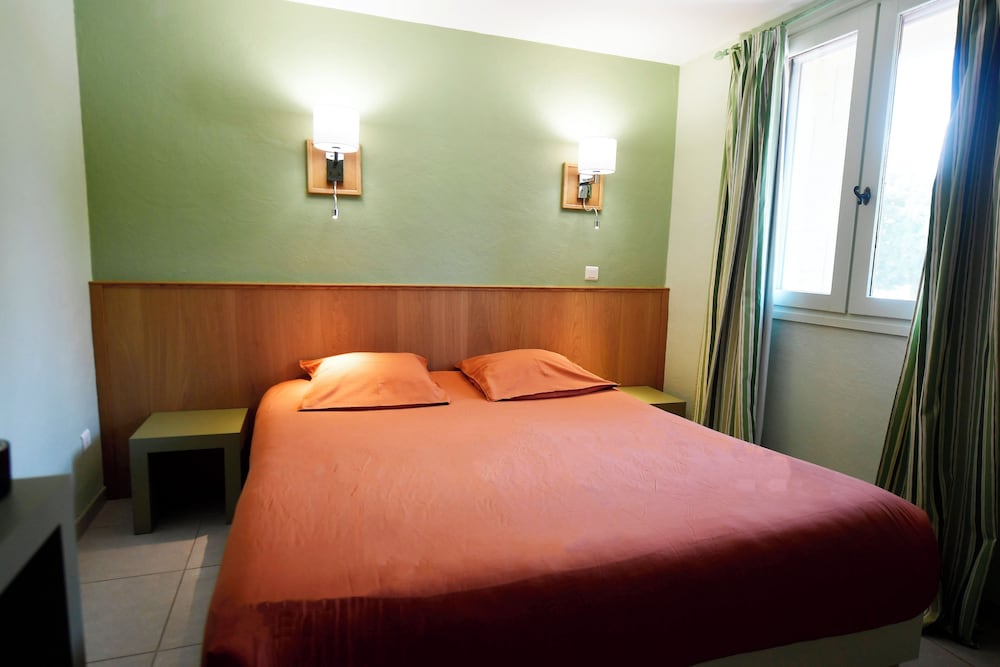 Economy Double Room, Park View photo 3