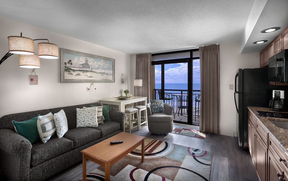 Deluxe Suite photo 1
