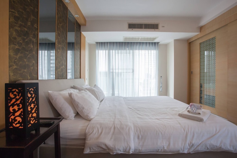 Apartment, 2 Bedrooms, Accessible, Balcony photo 2