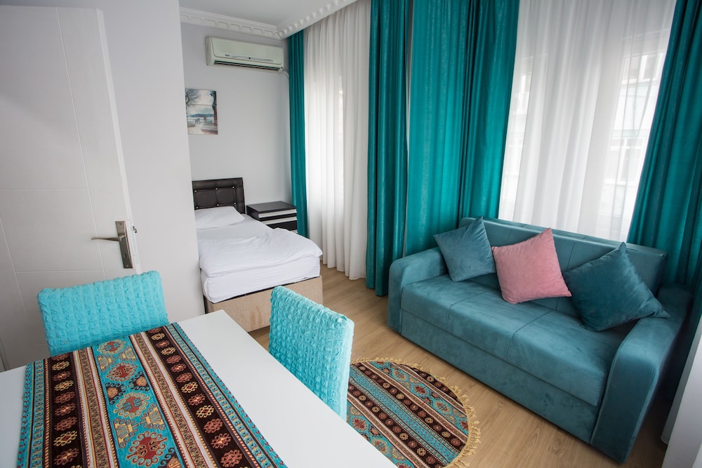 Family Apartment, 1 Bedroom, Refrigerator, City View photo 1