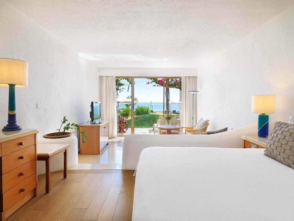 Executive Beach Suite - Photo 6
