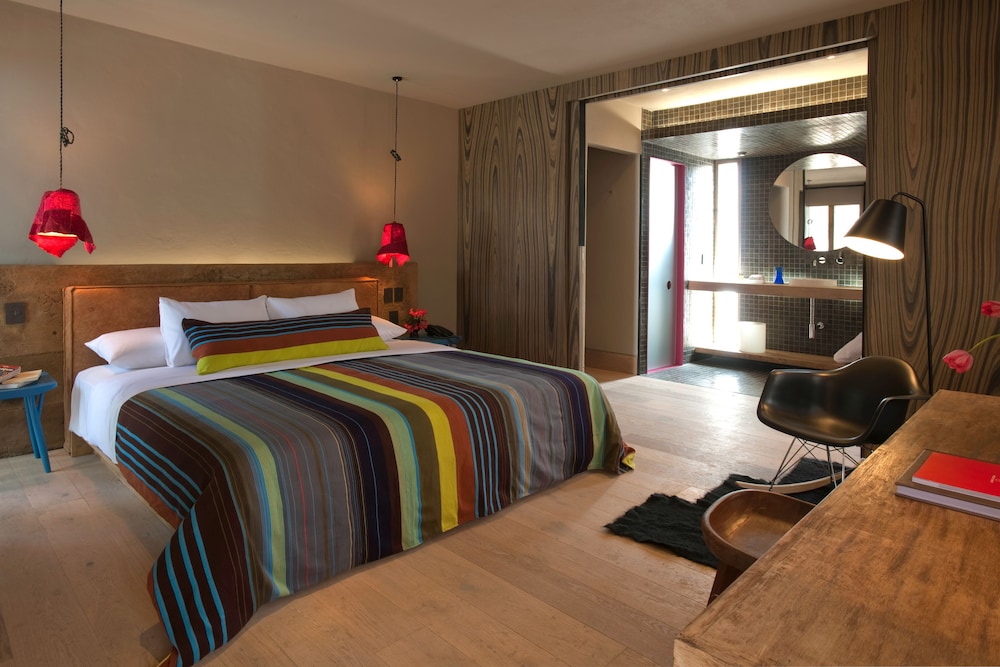 Deluxe Room - Photo 2
