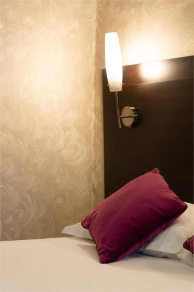 Standard Triple Room photo 3