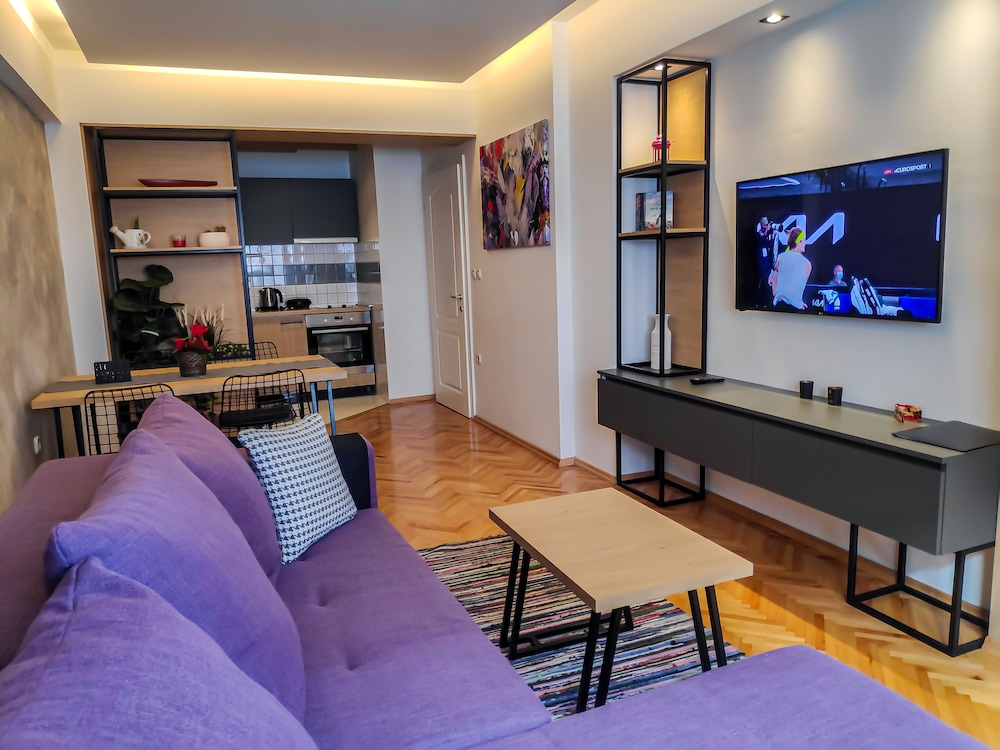 Superior Apartment photo 1