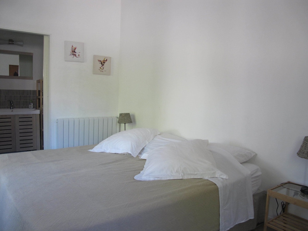 Classic Double or Twin Room, Ground Floor photo 1