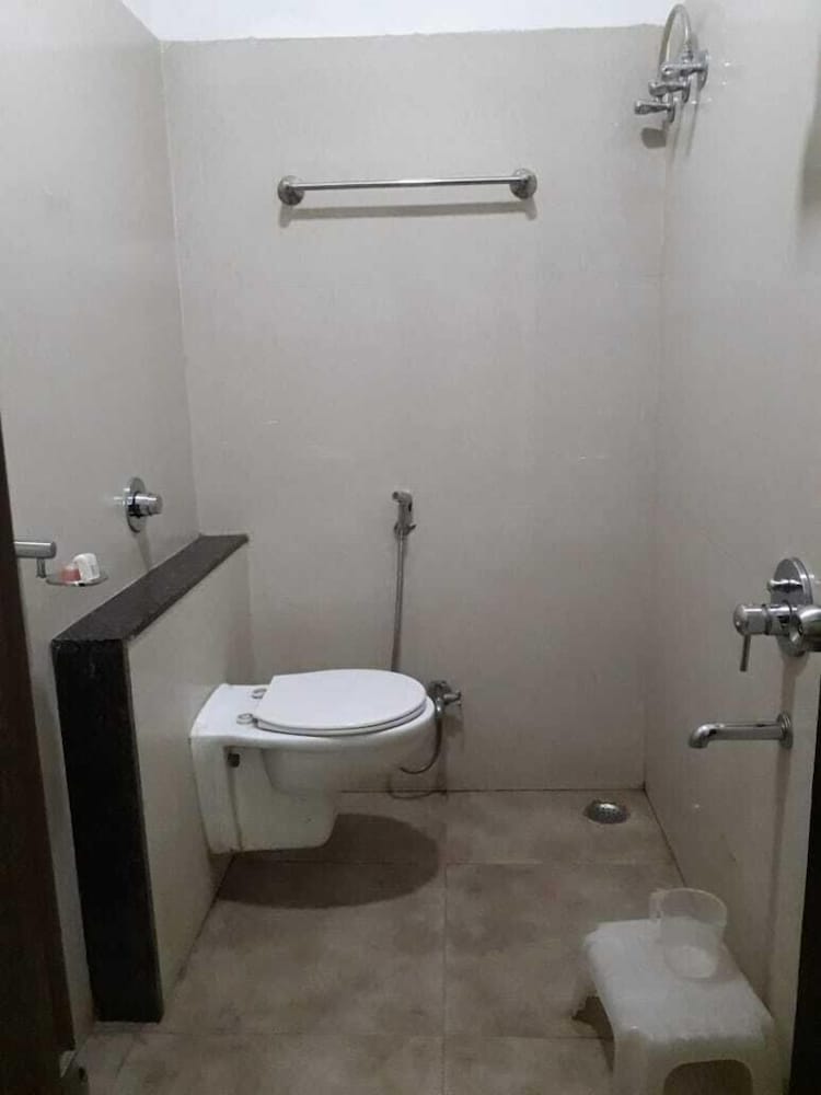 Standard Room photo 2
