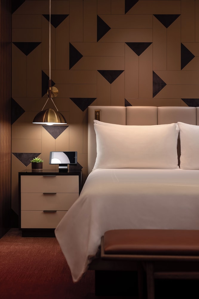 Veranda King Suite