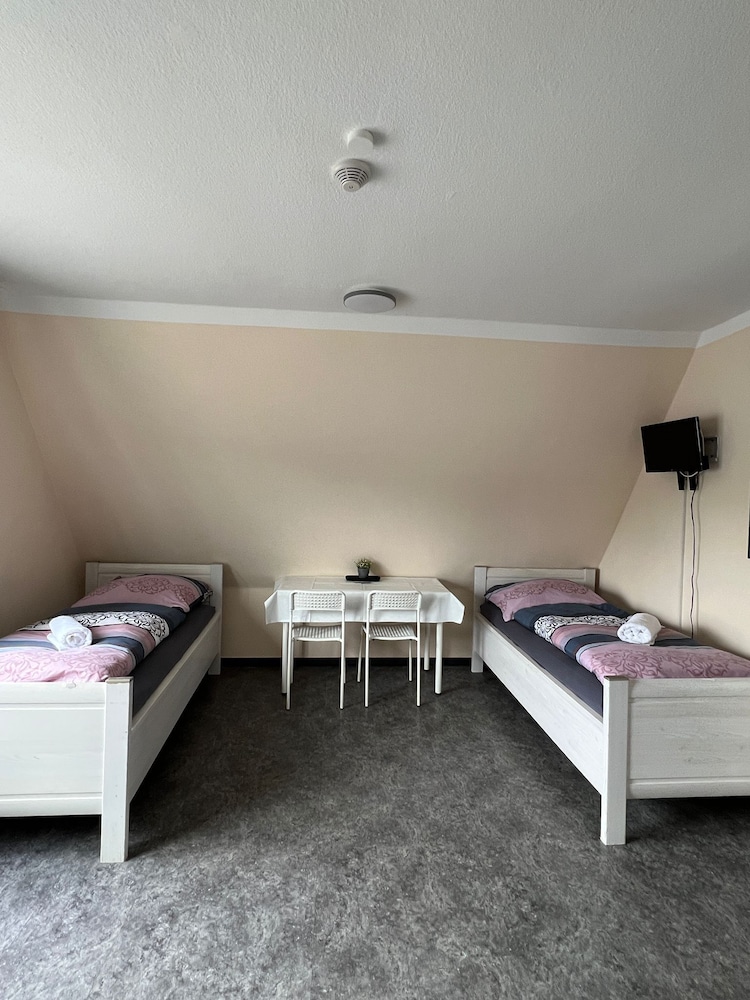 Basic Double Room photo 1