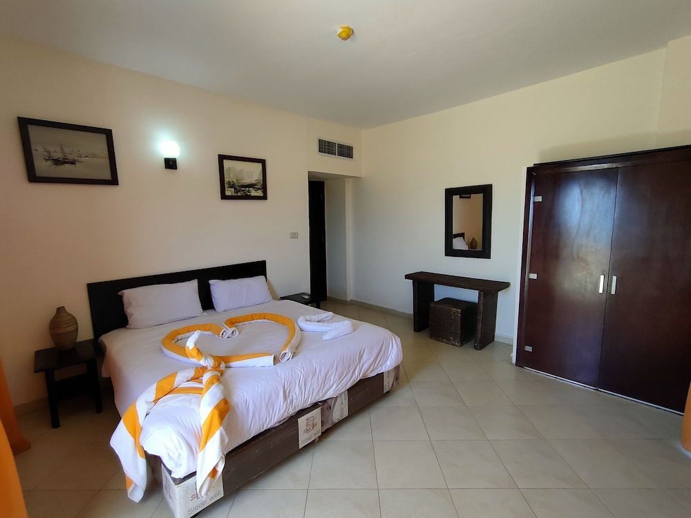 one bedroom apartment (sea view ) photo 1