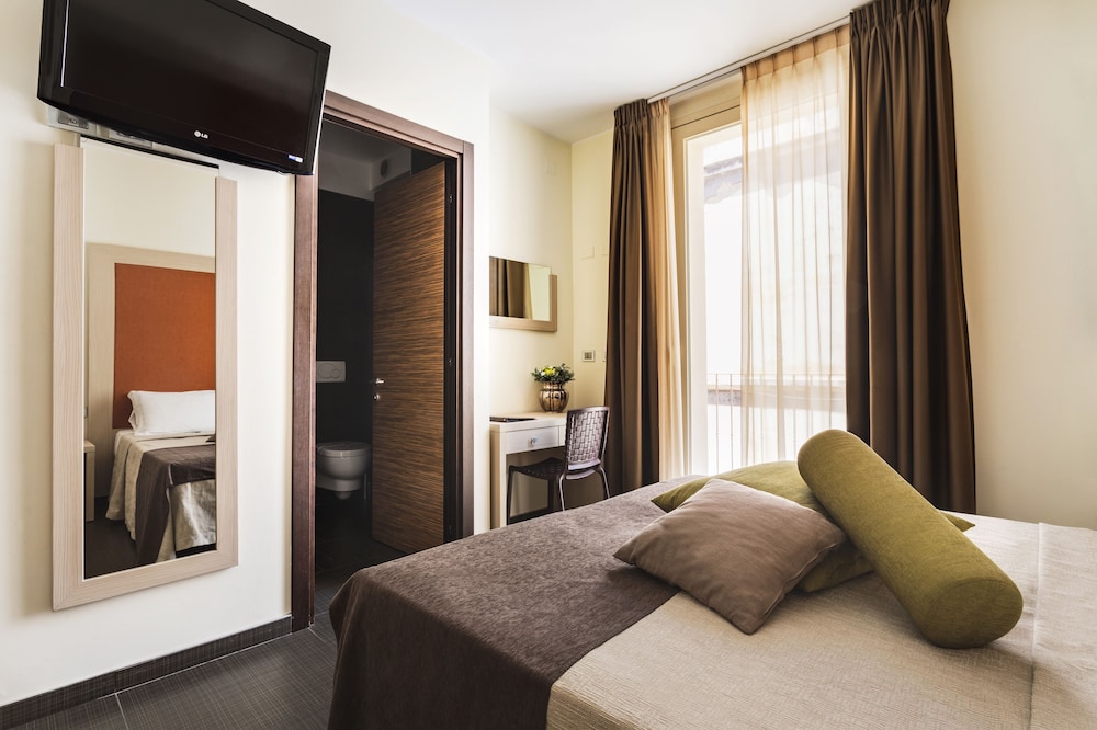 Superior Room, Balcony - Photo 2