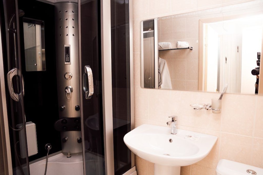 Standard Twin Room (Promo) photo 3