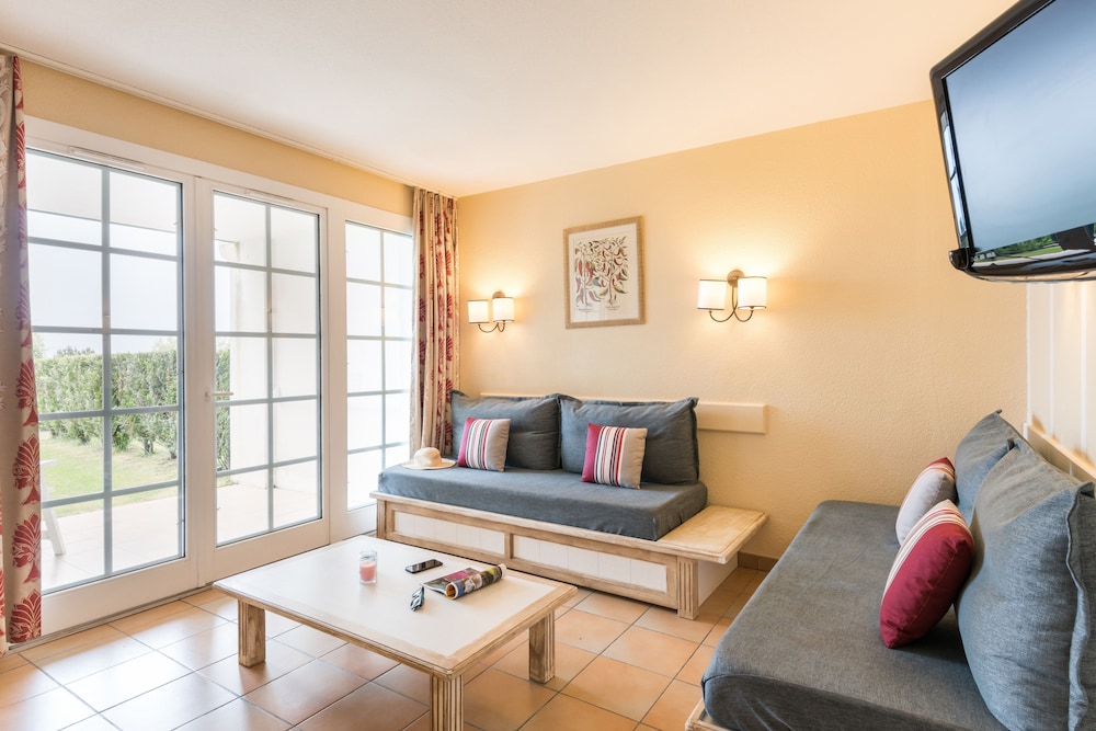 Apartment 6 people - 1 bedroom + 1 sleeping alcove - Terrace or balcony - Eco photo 1