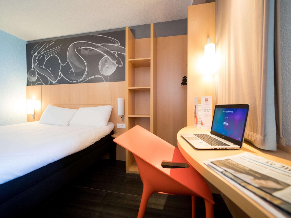 Standard Room, 1 Double Bed photo 3