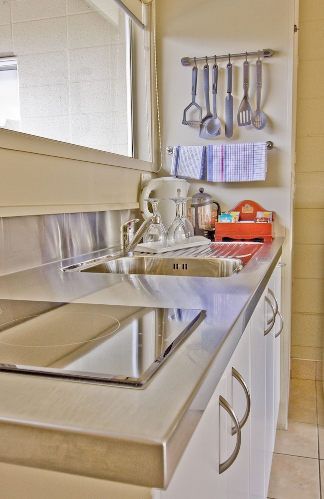 Standard Apartment, 1 Bedroom (Lakeview Family) photo 2