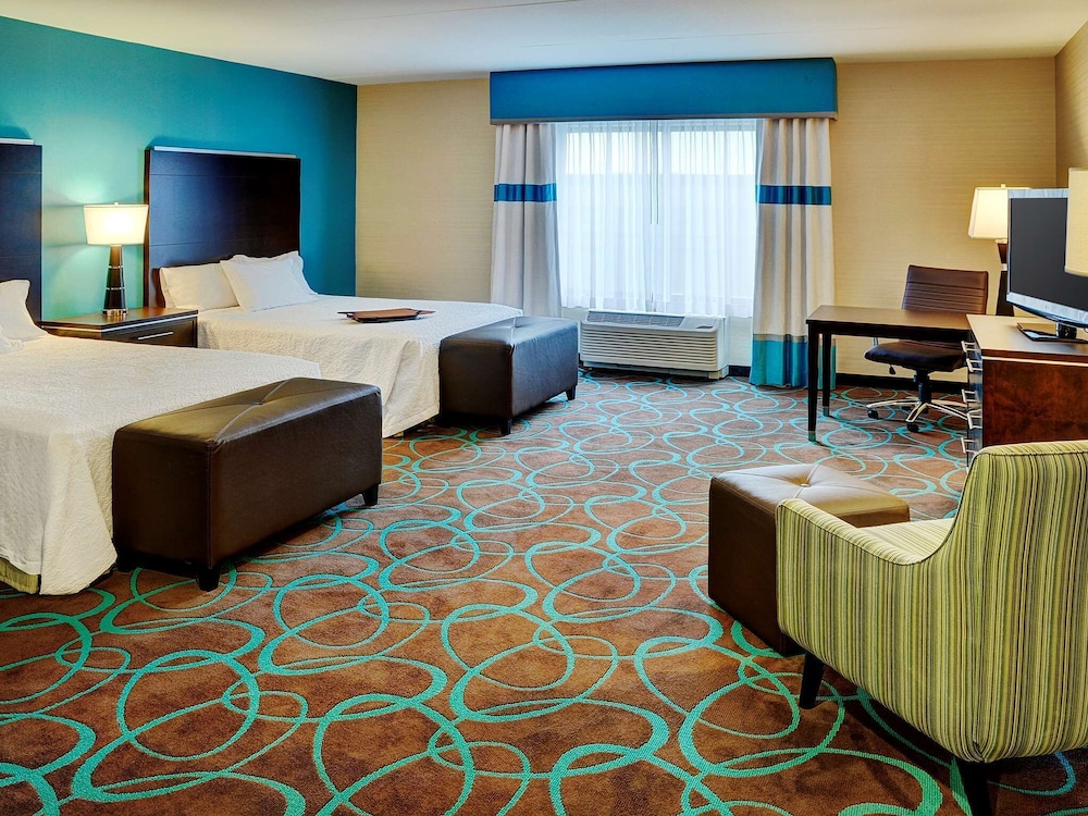 Room, 2 Queen Beds, Accessible, Non Smoking