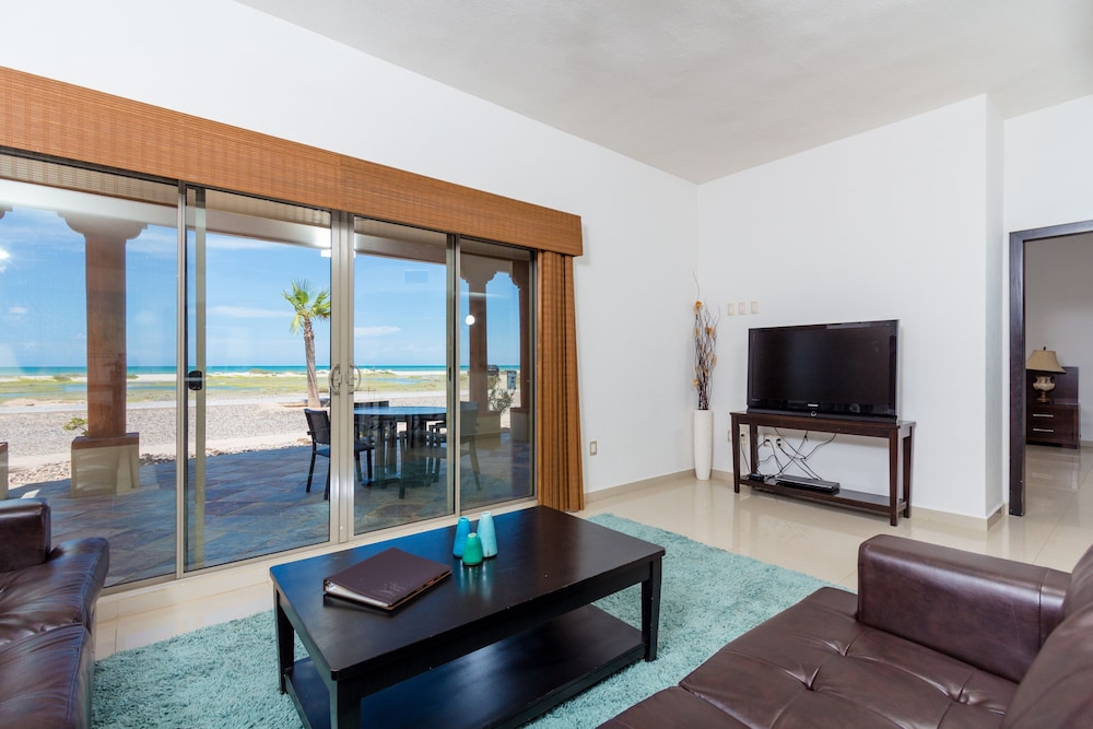 Family Villa, 2 Bedrooms, Balcony, Ocean View, photo 6