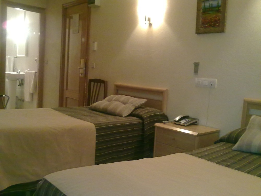 Quadruple Room photo 2