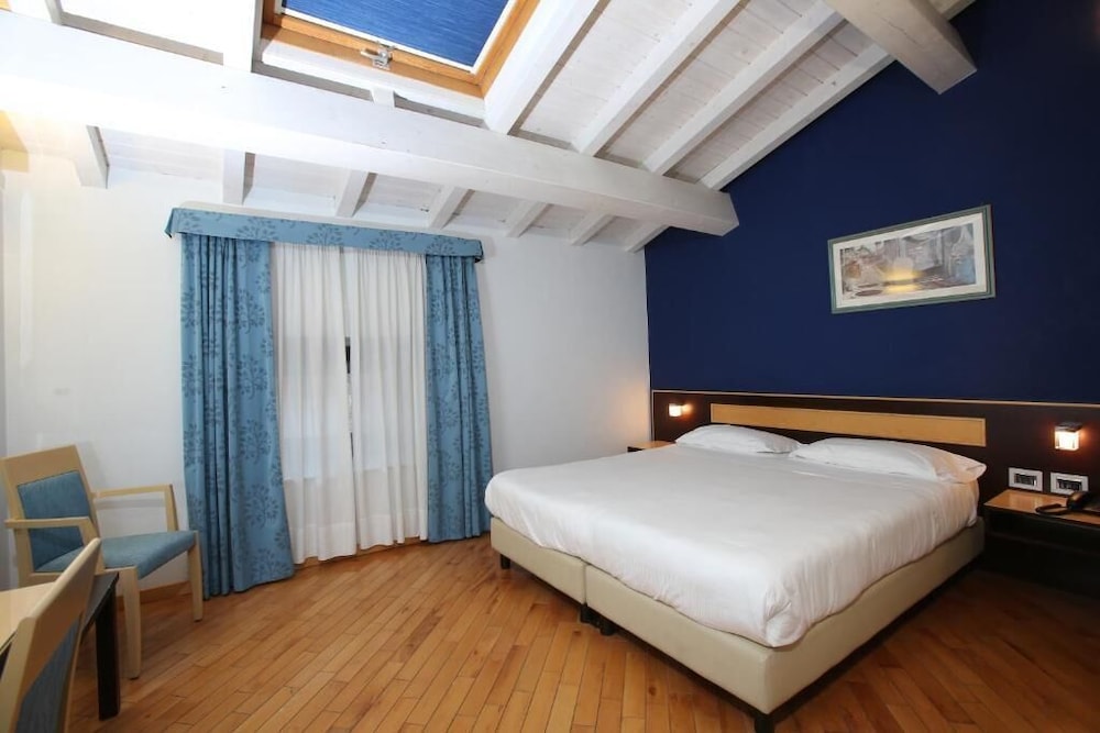 Chambre Double, 1 lit double