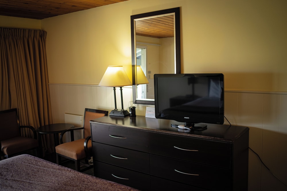 Deluxe Room, Non Smoking (Family Suite) photo 2