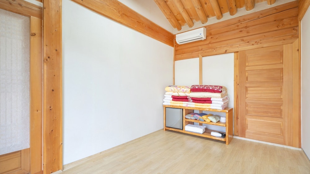 Basic Room, 1 Bedroom (Heabaragi) - Photo 2