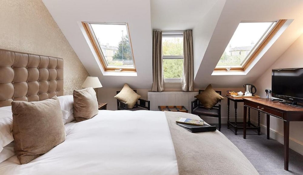 Standard King Room photo 3