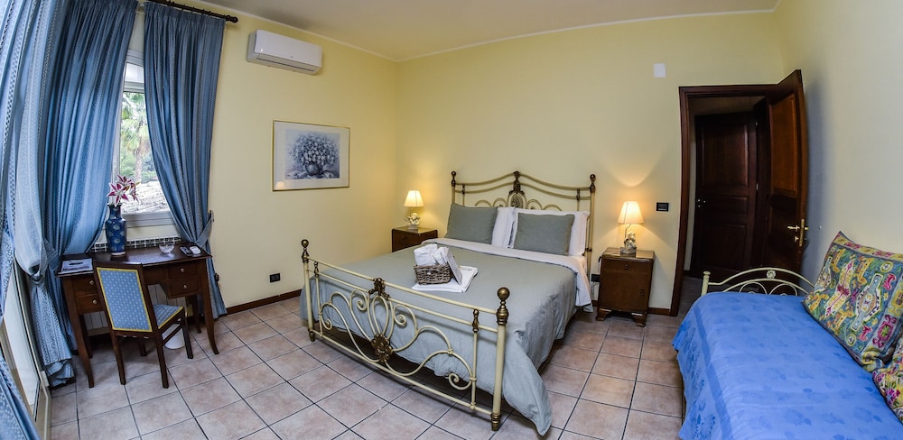 Quadruple Room photo 1