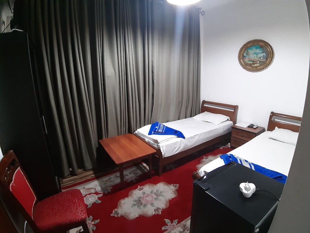 Comfort Twin Room