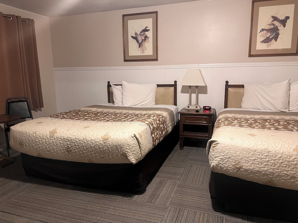 Standard 2 Queen Beds Non-Smoking