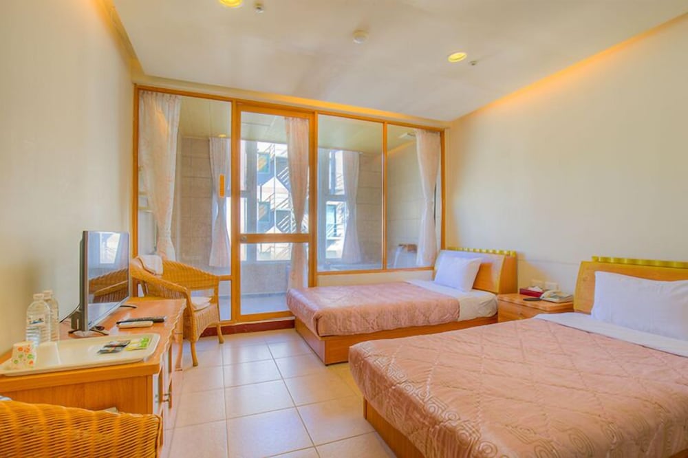 Twin Room (TA)