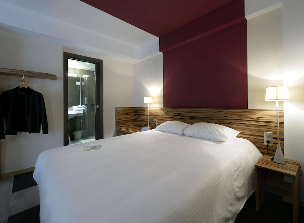Standard Room, 1 Double Bed - Photo 3