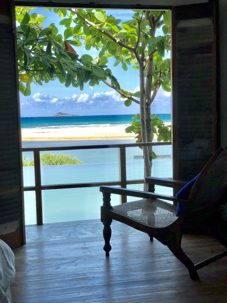 Deluxe Double Room, Beach View