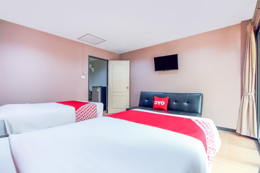 Deluxe Twin Room photo 2