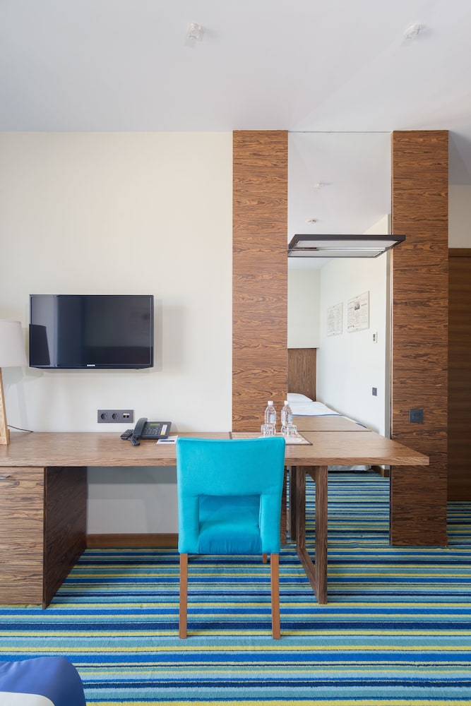 Standard Twin Room, Balcony, Sea View photo 2