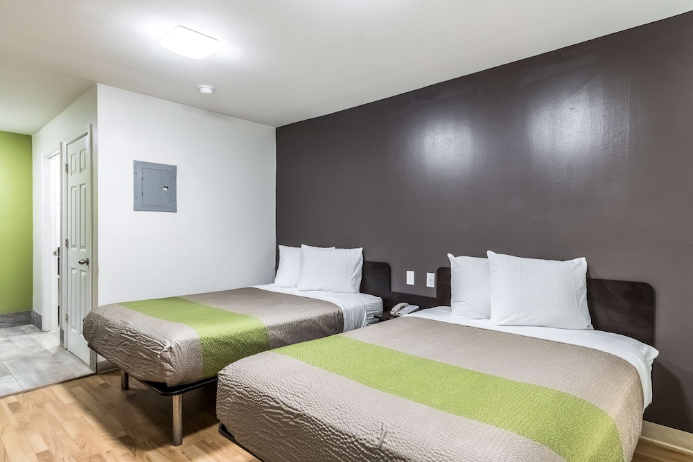 Deluxe Room, 2 Double Beds, Non Smoking, Kitchenette - Photo 2