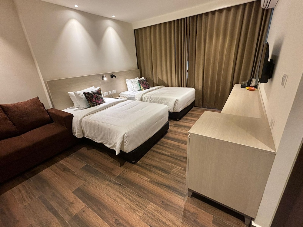 Deluxe Twin Room - Photo 7
