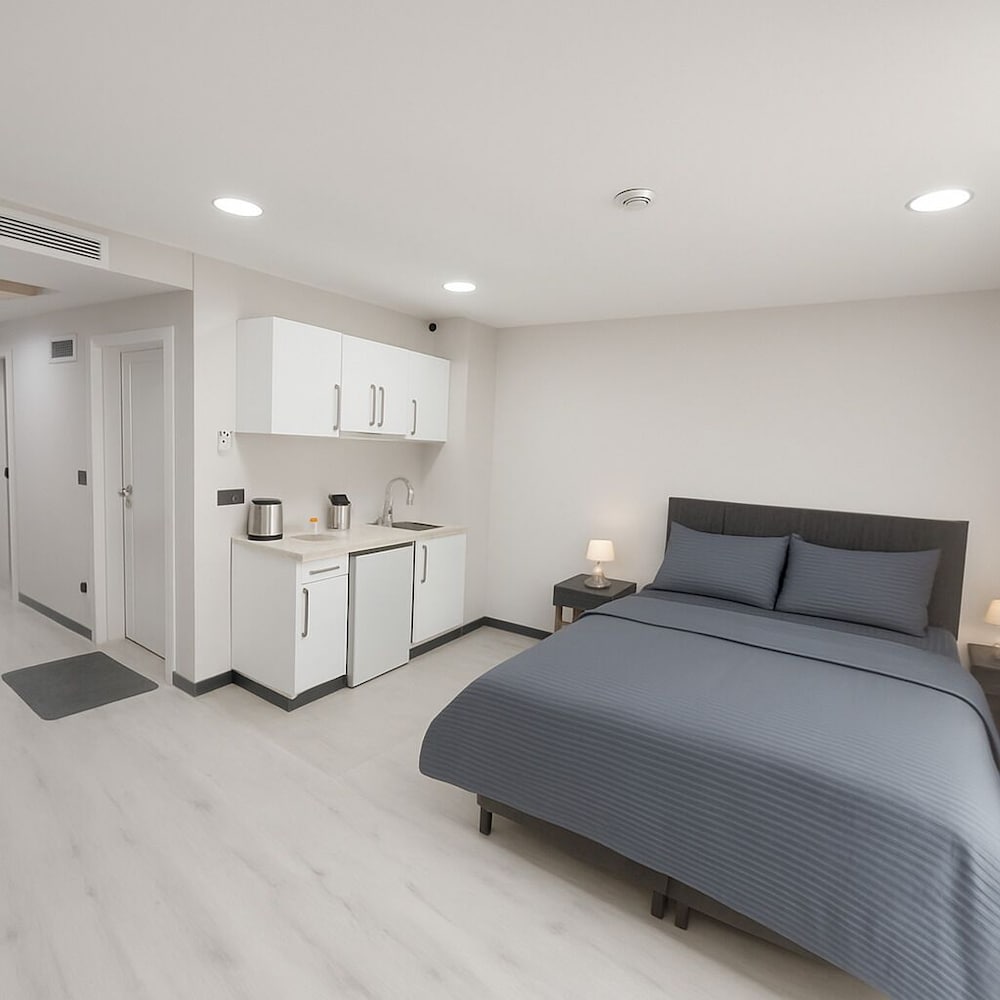 Deluxe Suite photo 3