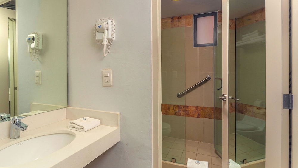 Junior Suite, Kitchenette, Partial Ocean View