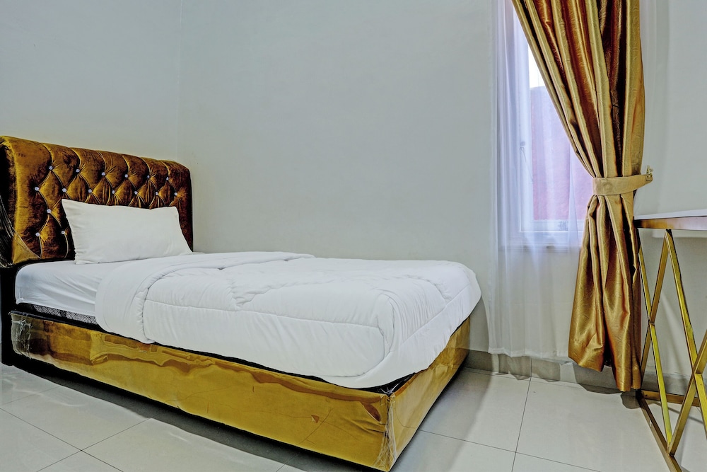 Deluxe Twin Room photo 3
