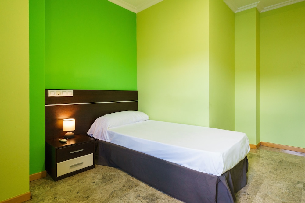 Single Room photo 2
