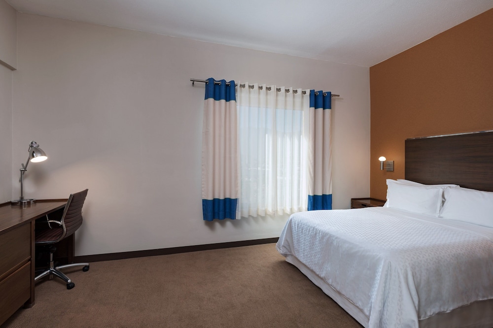 Superior Suite, 1 Bedroom - Photo 2