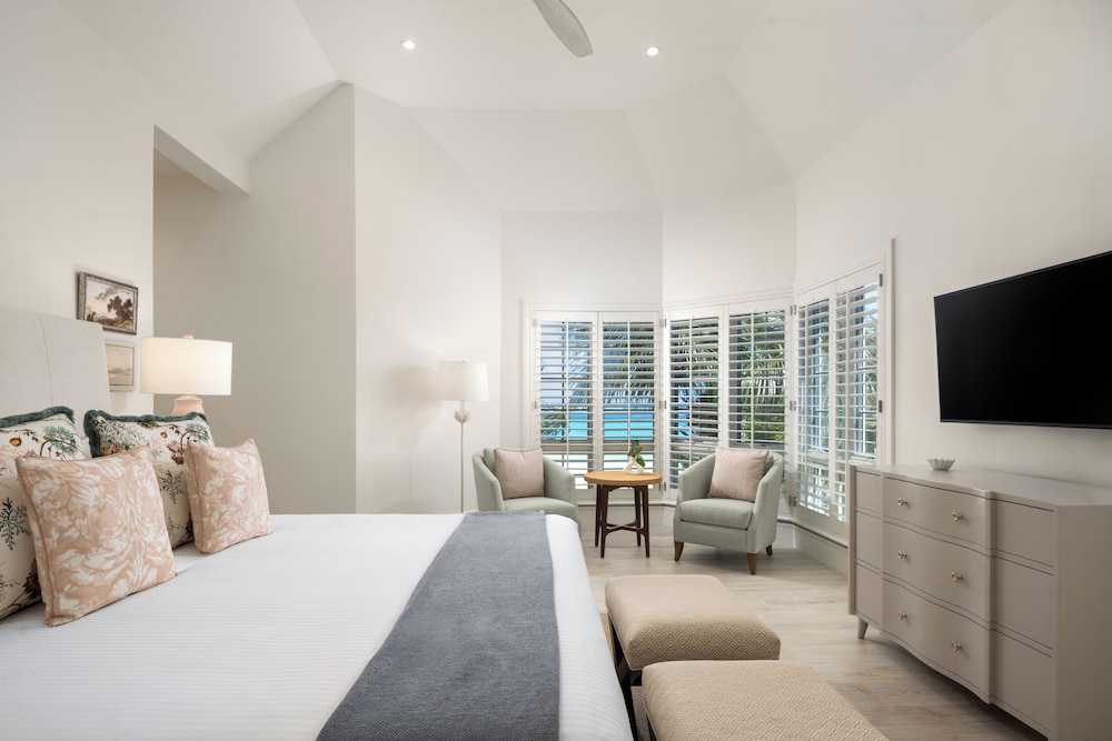 Non-Such Ocean Front 4 Bedroom Penthouse Suite